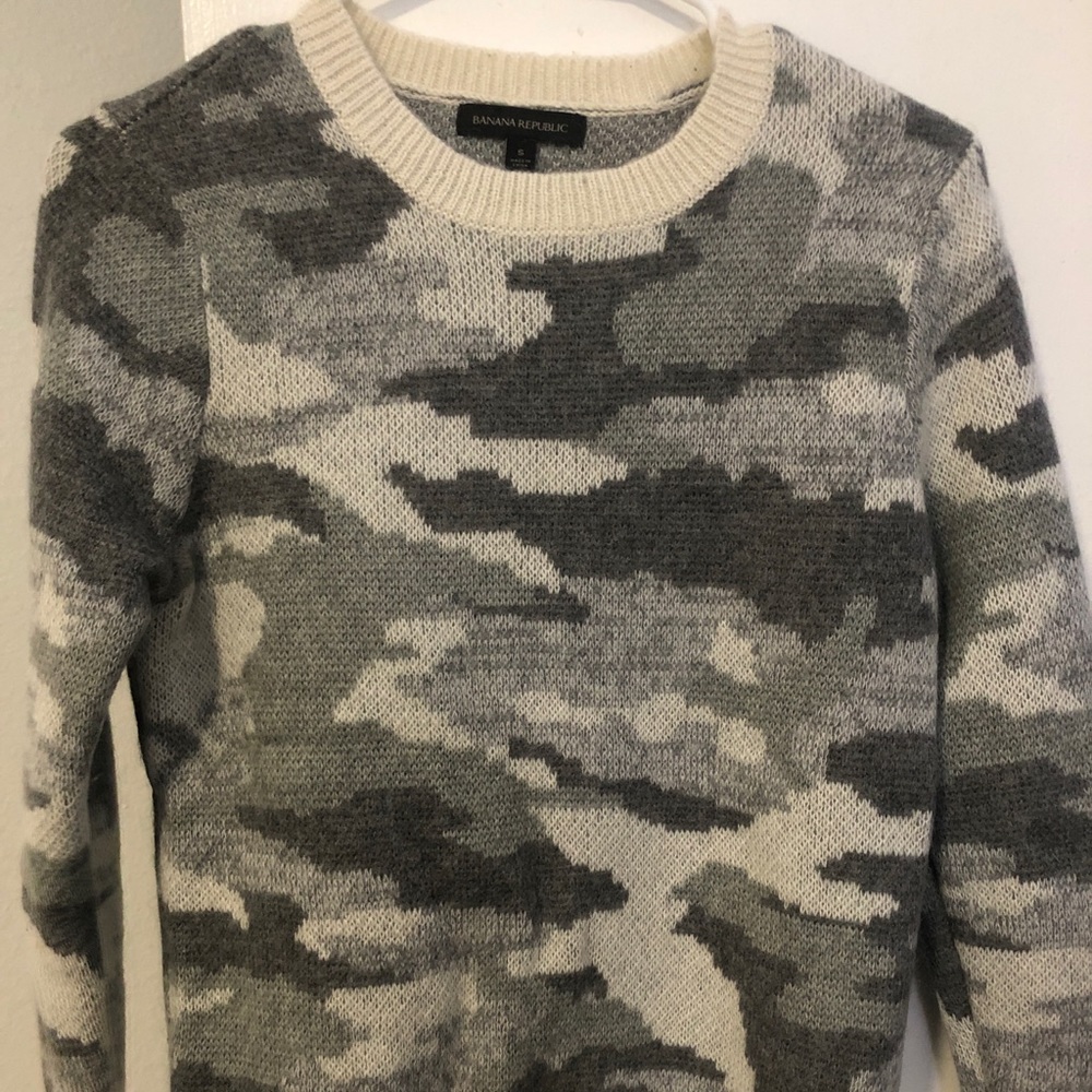Banana Republic Camo Sweater